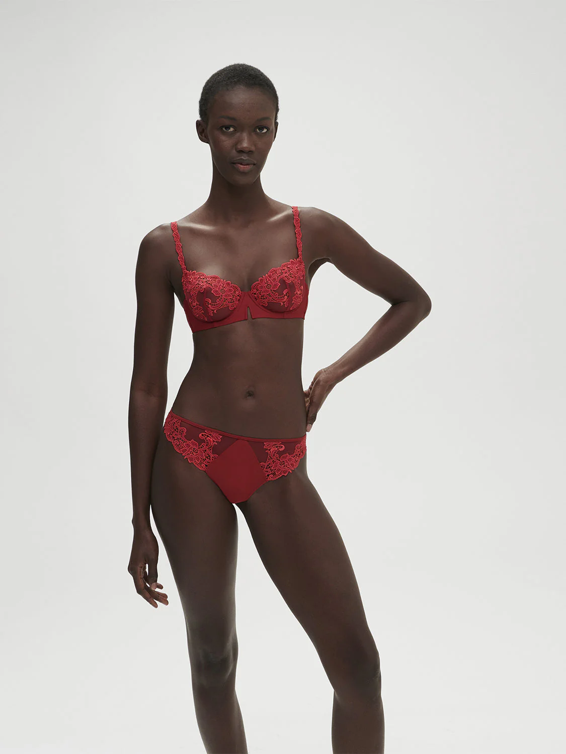 Thong - Lipstick - Image 3